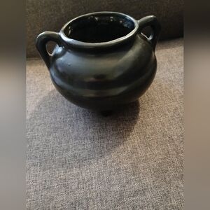 Vintage Roseville Black  Ceramic Pottery Bean Pot Or Caldron Pot